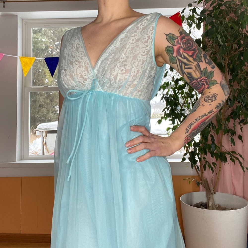 Vintage chiffon nightgown blue 50s 60s lace small